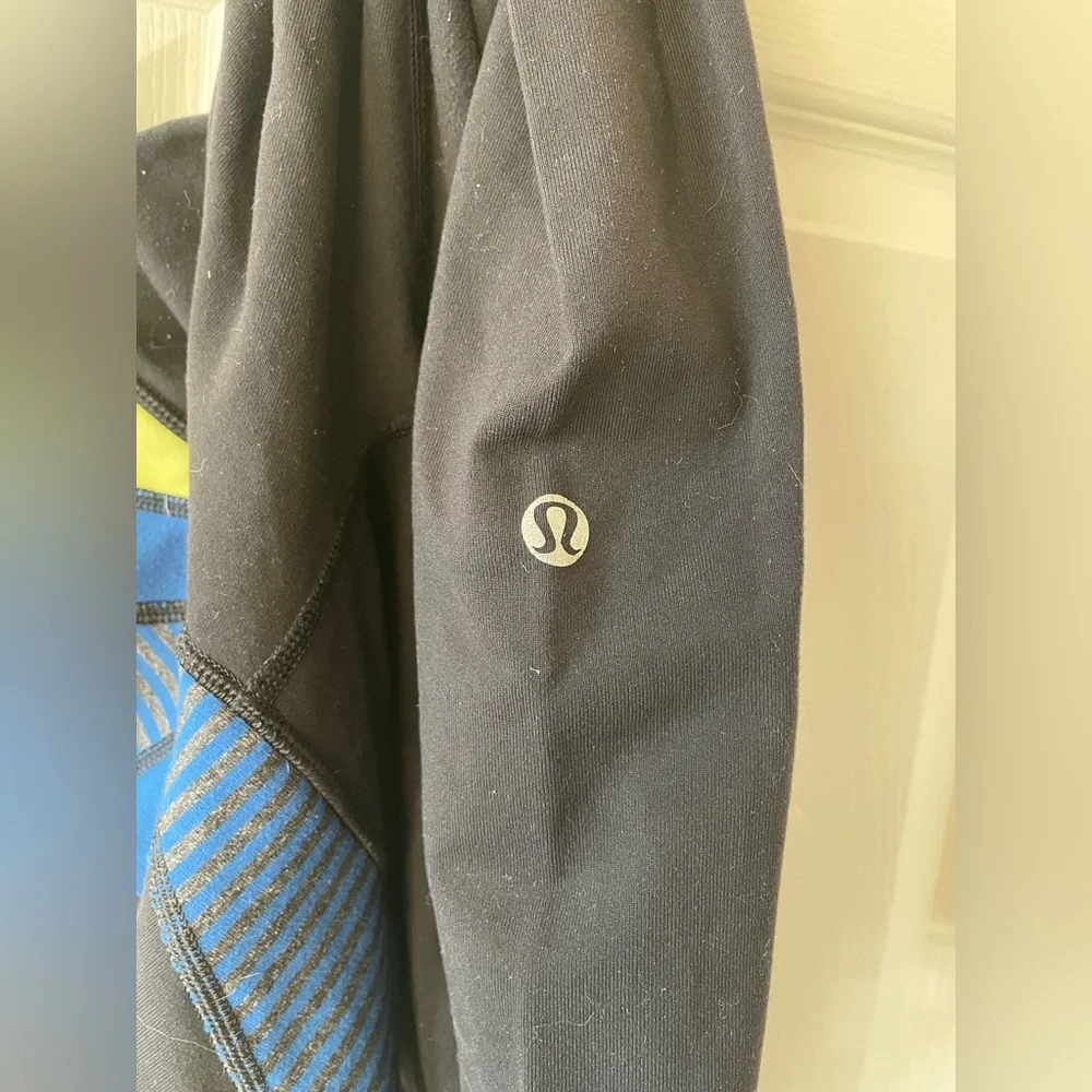 Lululemon leggings black blue yellow reversible wonder under tights small s